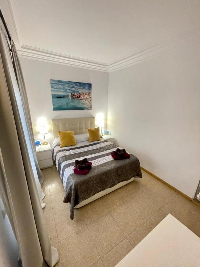 Nuevo Balmes Habitaciones Barcelona Exteriör bild